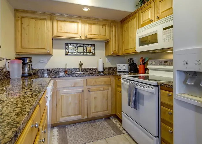 Mesquite Condo With Community Pool And Hot Tub!